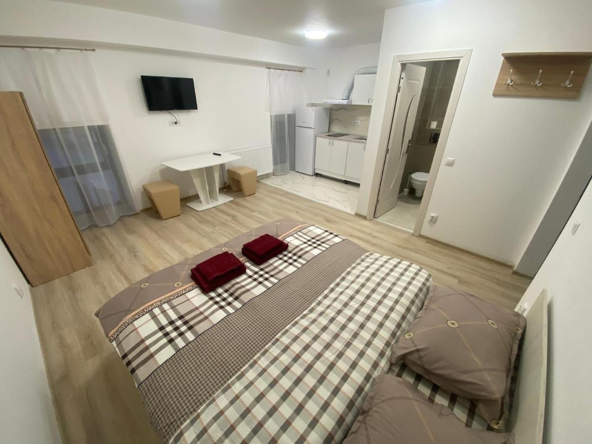Rez Suites Iasi Exteriör bild