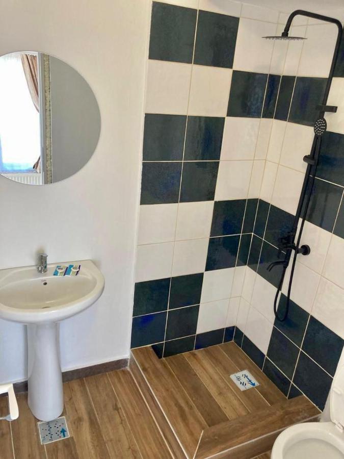 Rez Suites Iasi Exteriör bild